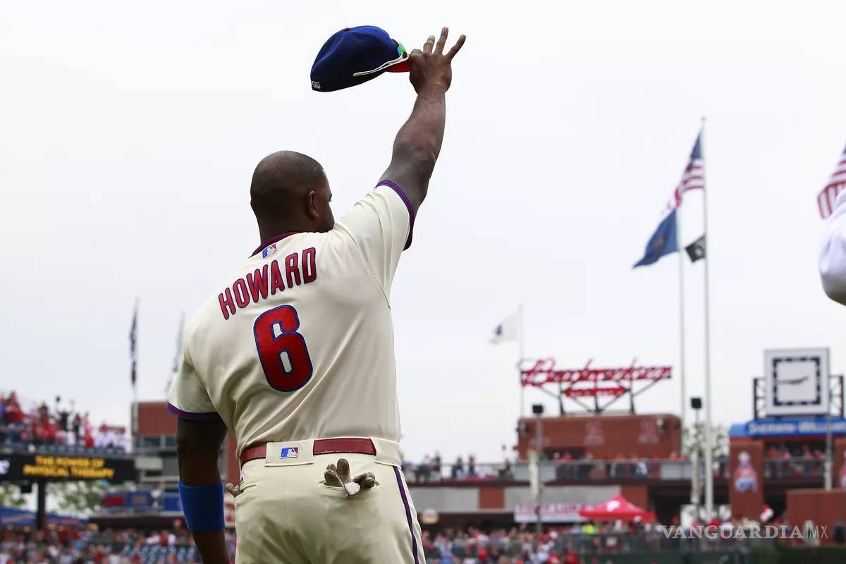 Olvidado y sin trabajo, Ryan Howard se retira del beisbol