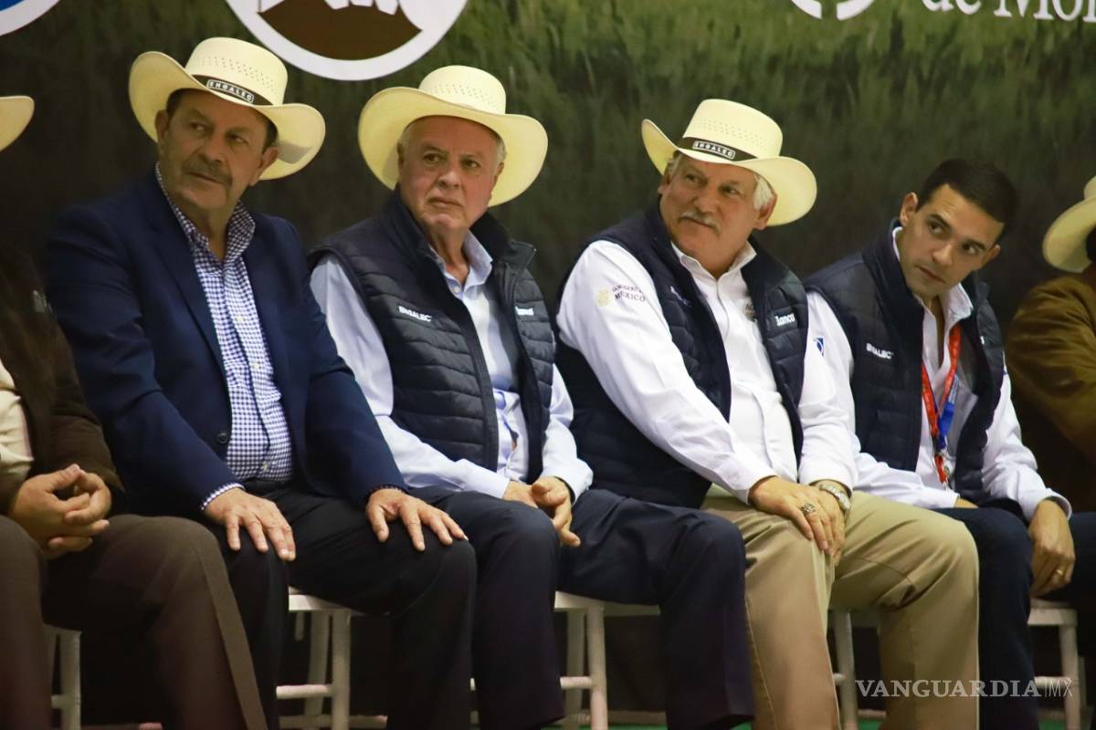 $!Alcalde de Torreón asiste al 28° Encuentro Nacional de Ganaderos Lecheros