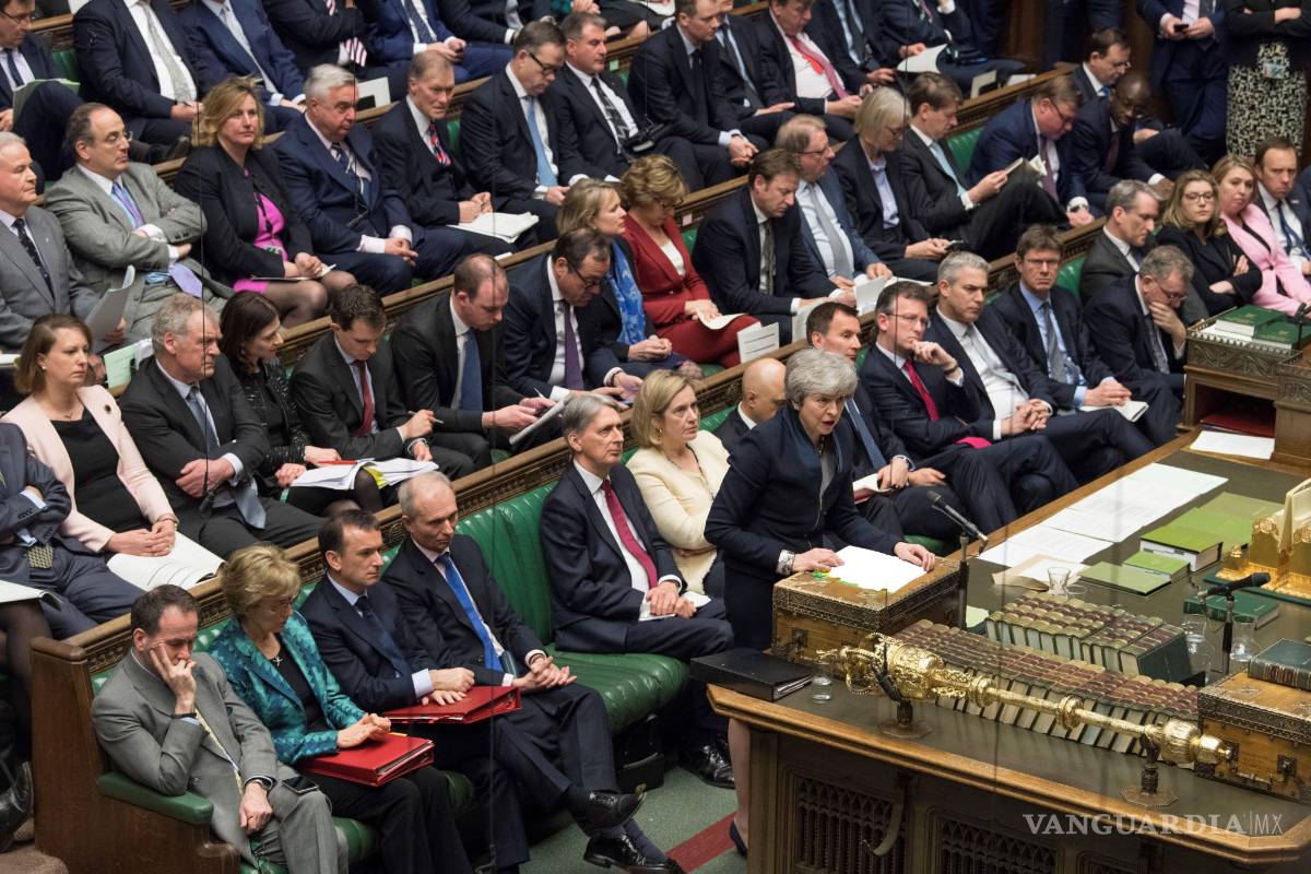 Buscan comunes ley para evitar Brexit sin acuerdo