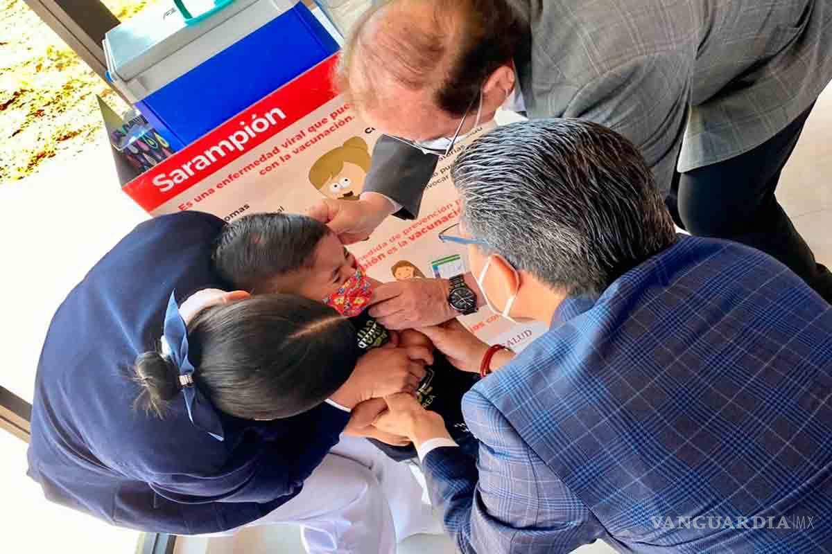 México confirma 21 casos de sarampión y emite alerta para viajeros a Texas