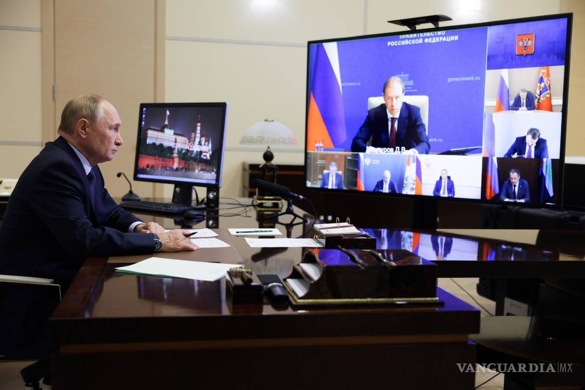 $!El presidente ruso, Vladimir Putin,en una reunión por videoconferencia sobre la situación en las regiones rusas de Belgorod, Kursk y Bryansk.