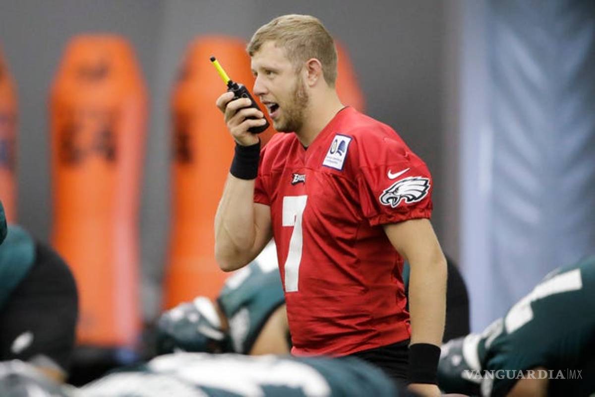 Jugadores de la NFL se ponen creativos para mantenerse en forma en cuarentena