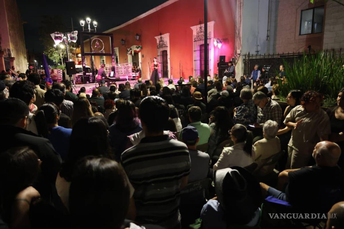 Concierto en Paseo Capital de Saltillo celebra las fiestas patrias con ópera y mariachi