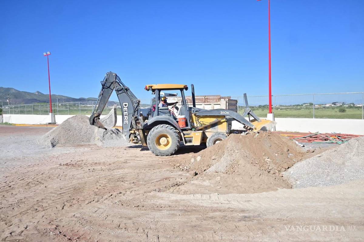 $!La pavimentación de la calle Manuel Ávila Camacho, en Loma Linda, formó parte de las cinco obras atendidas durante la semana.