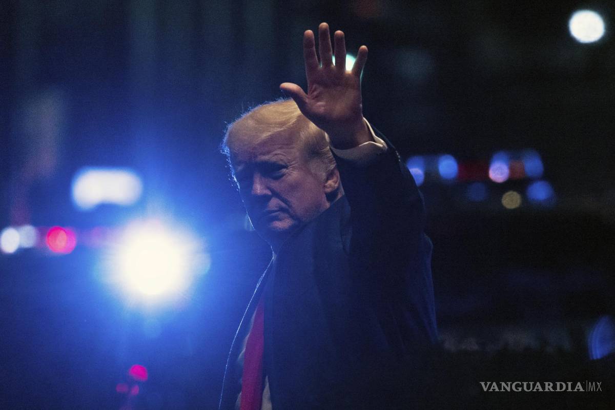 ¿Qué recuperó el FBI en el cateo a la residencia de Donald Trump en Mar-a-Lago?