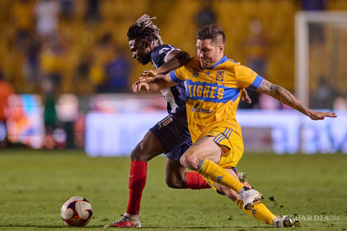 'Son una tortura, puras voces chillantes'; explota exTUDN por narración del Clásico Regio