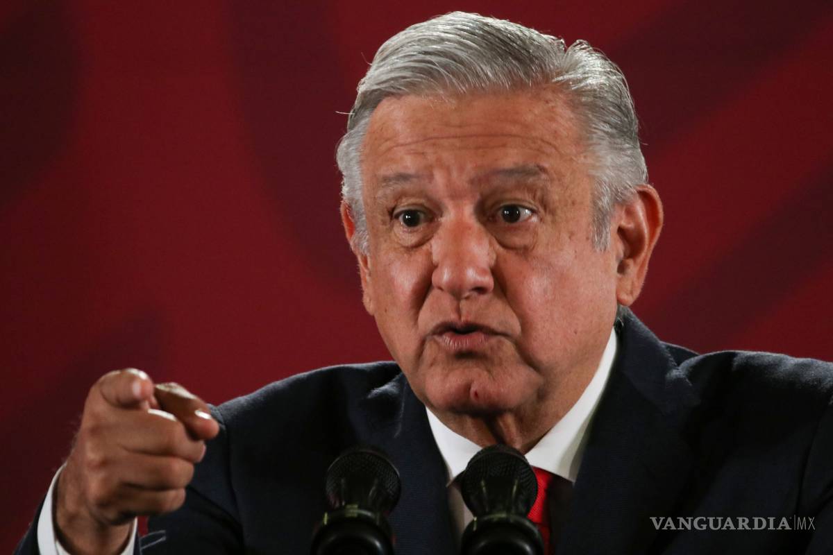 $!"Celebro lo que sucedió ayer y que haya sido sin violencia", dice AMLO por renuncia de Romero Deschamps