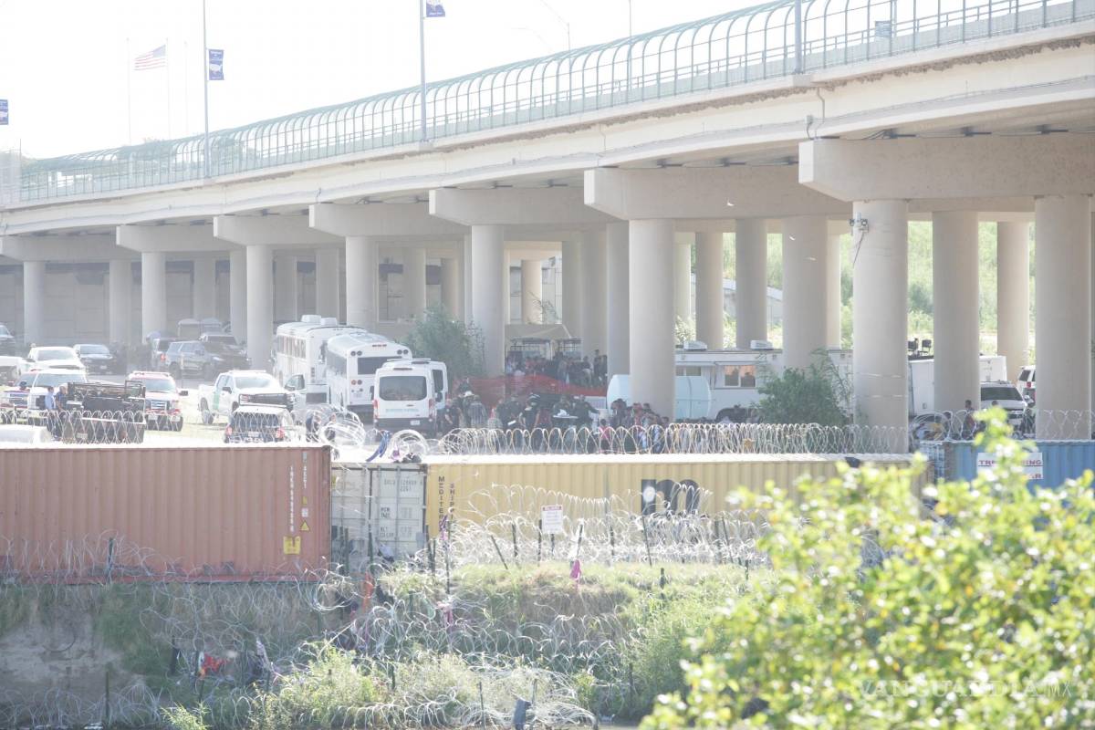 Oleada migrante cruza por Piedras Negras a EEUU, rebasan solicitudes de asilo a Patrulla Fronteriza