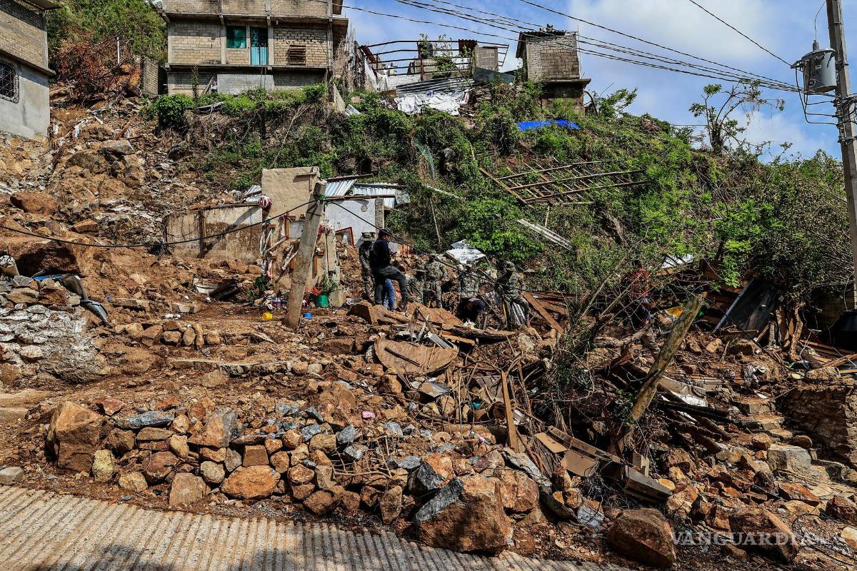 ¿Cómo es vivir dos días bajo los escombros de su propia casa en Acapulco tras el huracán Otis?