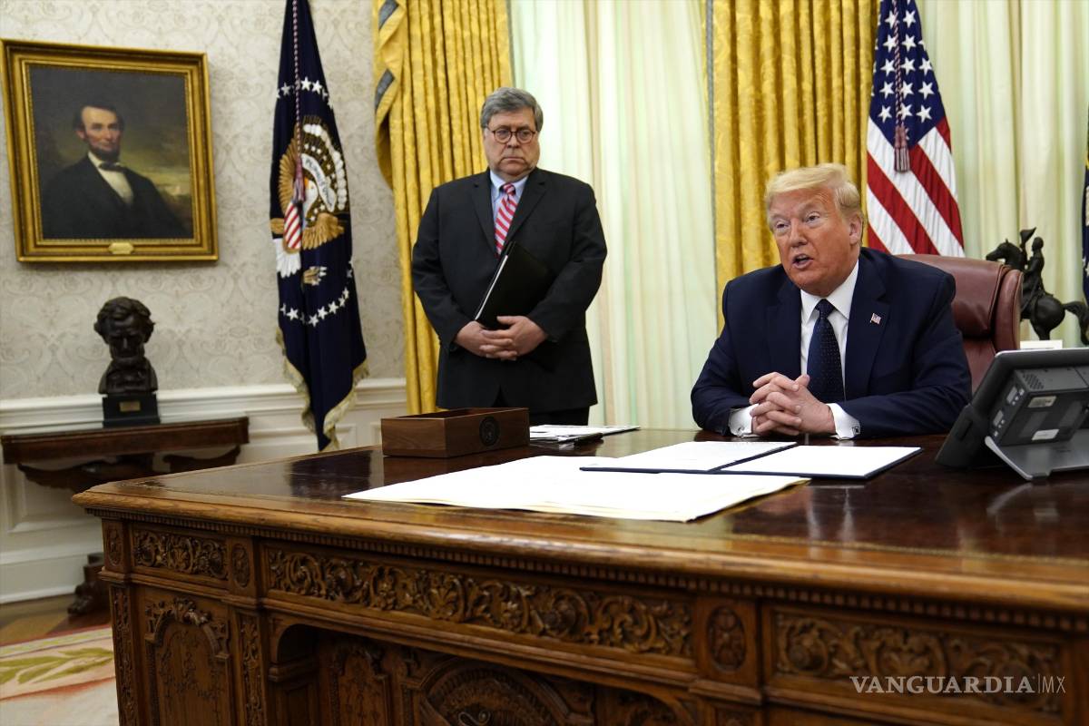 Donald Trump firma orden que permite castigar a Facebook y Twitter por contenidos