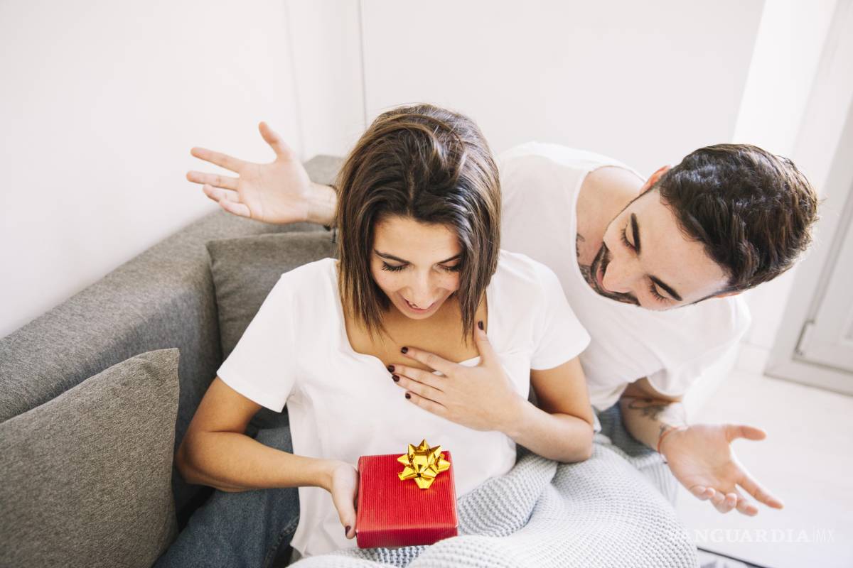 $!Día de las Madres: ¿Tengo que darle un regalo a la mamá de mis hijos?