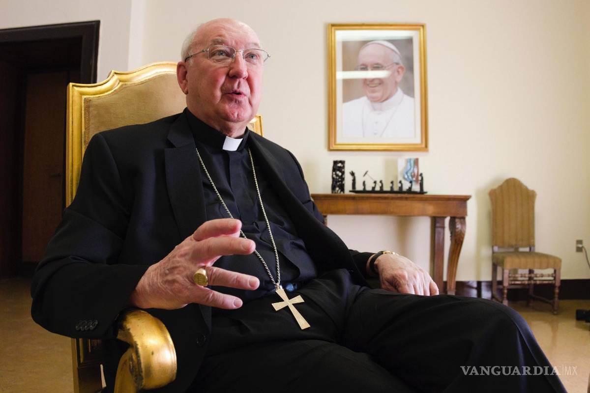 $!El cardenal Kevin Farrell, prefecto del Dicasterio para los Laicos, la Familia y la Vida, habla en una entrevista en Roma, el 31 de julio de 2018.