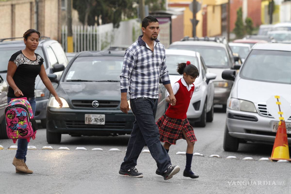 Erradican monopolio en la compra de uniformes en escuelas de Coahuila