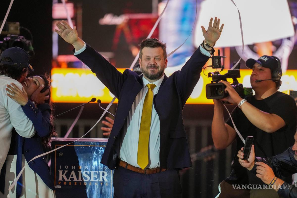 $!El candidato presidencial Johannes Kaiser, del Partido Libertario Nacional, durante un mitin previo a las próximas elecciones generales en Santiago de Chile.