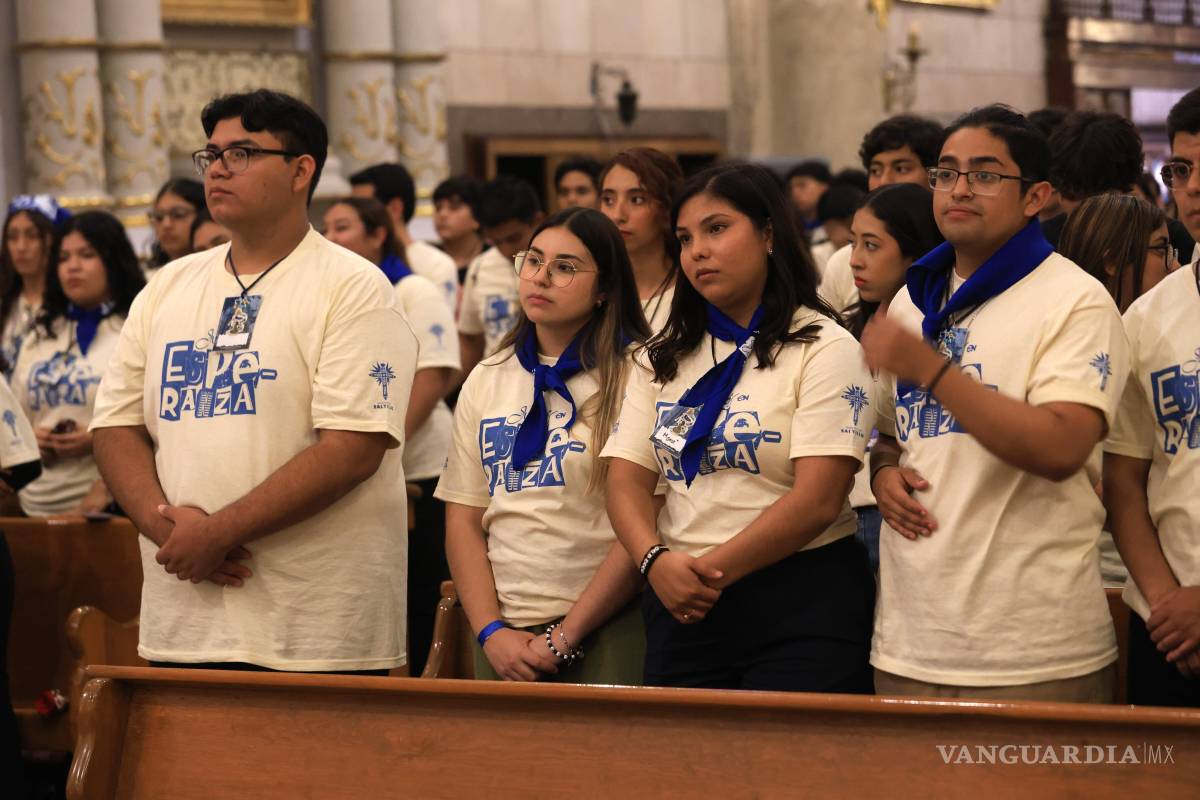 $!El Obispo subrayó la urgencia de contrarrestar la desesperación y el desánimo que pueden surgir de experiencias negativas en las relaciones personales o en la sociedad