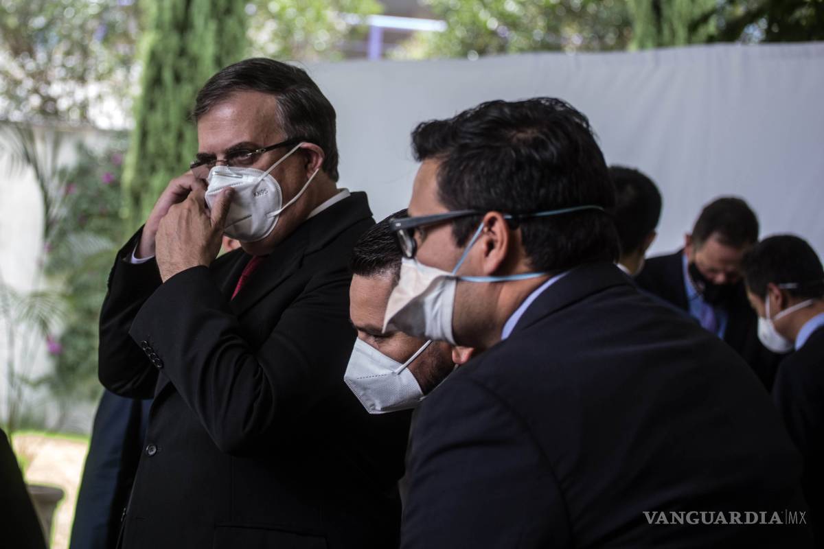 ‘Clave producir muchas vacunas’: Ebrard