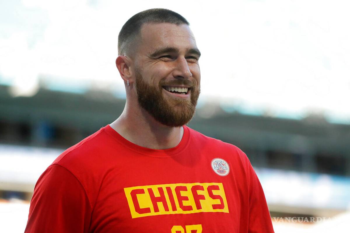 Travis Kelce cambiará la vida de adolescentes en Kansas City