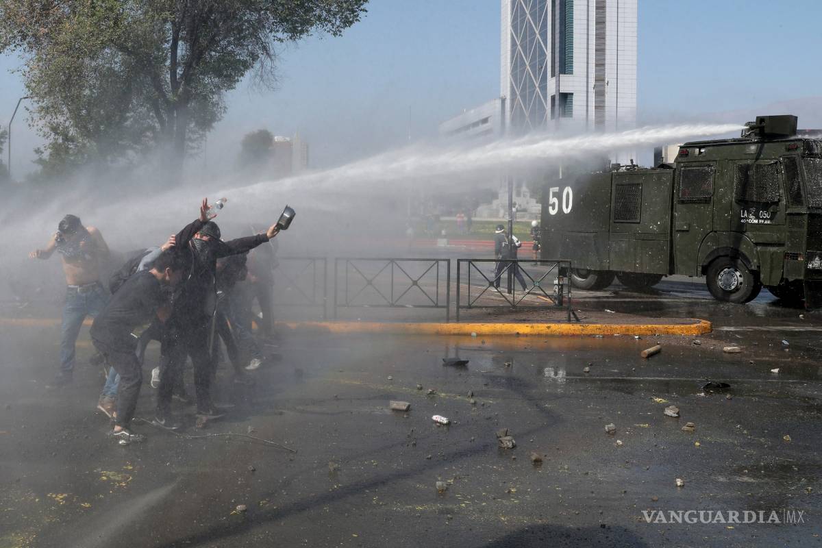 Disturbios en Chile dejan ocho muertos y heridos graves; hay más de mil detenidos