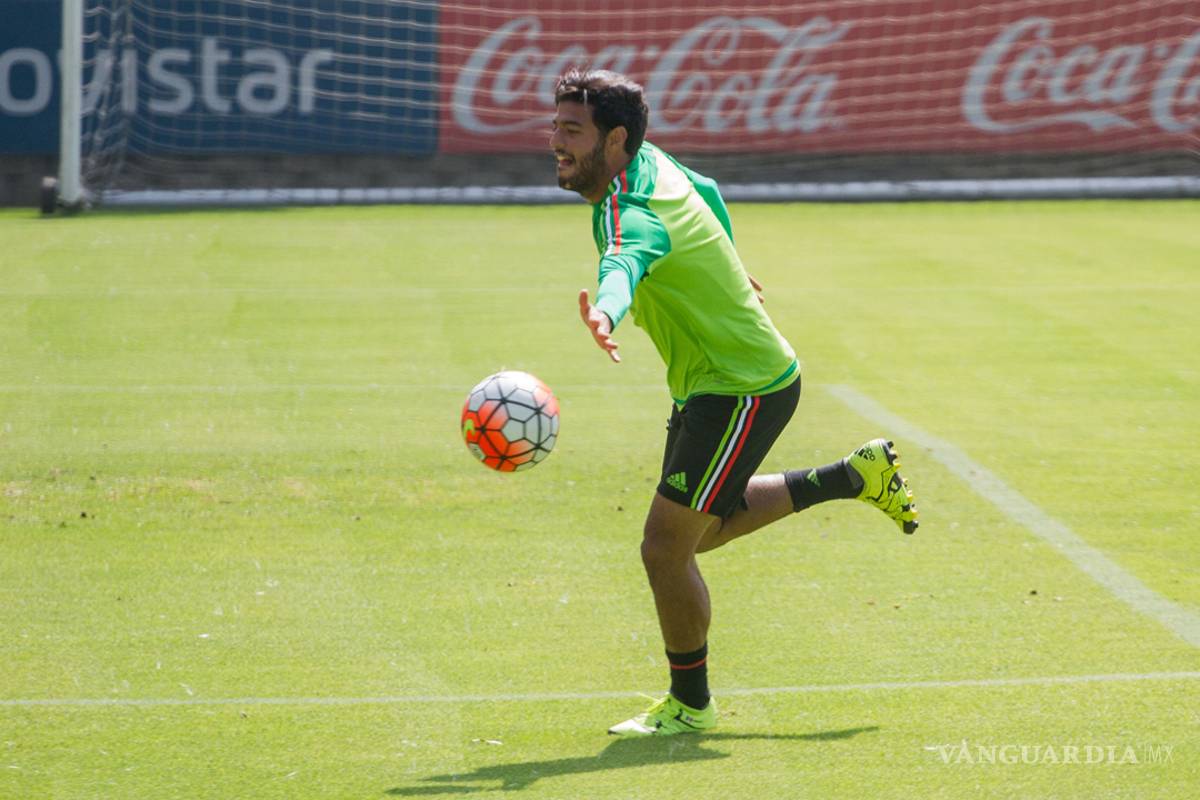 Rumores de la MLS enfadan a Carlos Vela