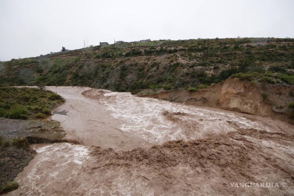 Autopista Saltillo a Monterrey cerrada por ‘Hanna’; también reportan 268 casas afectadas