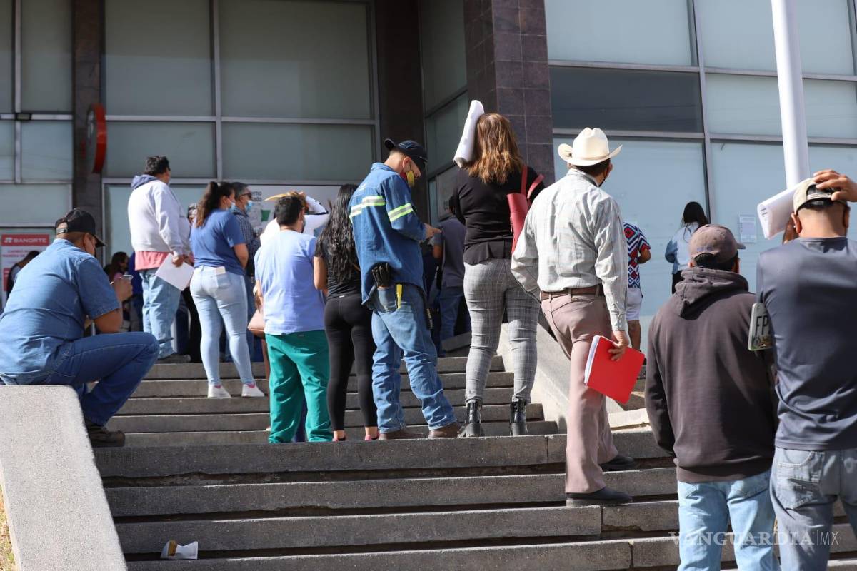 Se ‘cae’ plataforma Paga Fácil para pago de placas; usuarios saturan sistema