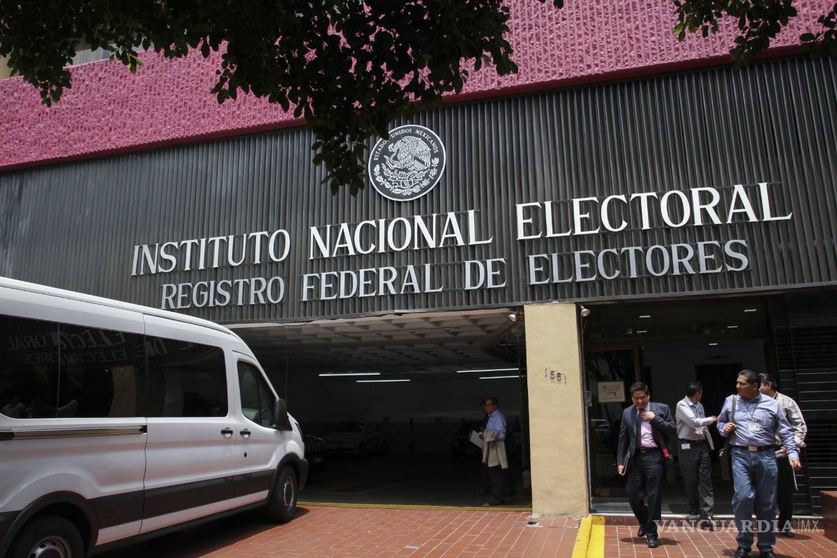 Investiga el INE posible venta de padrón electoral con datos de millones de mexicanos