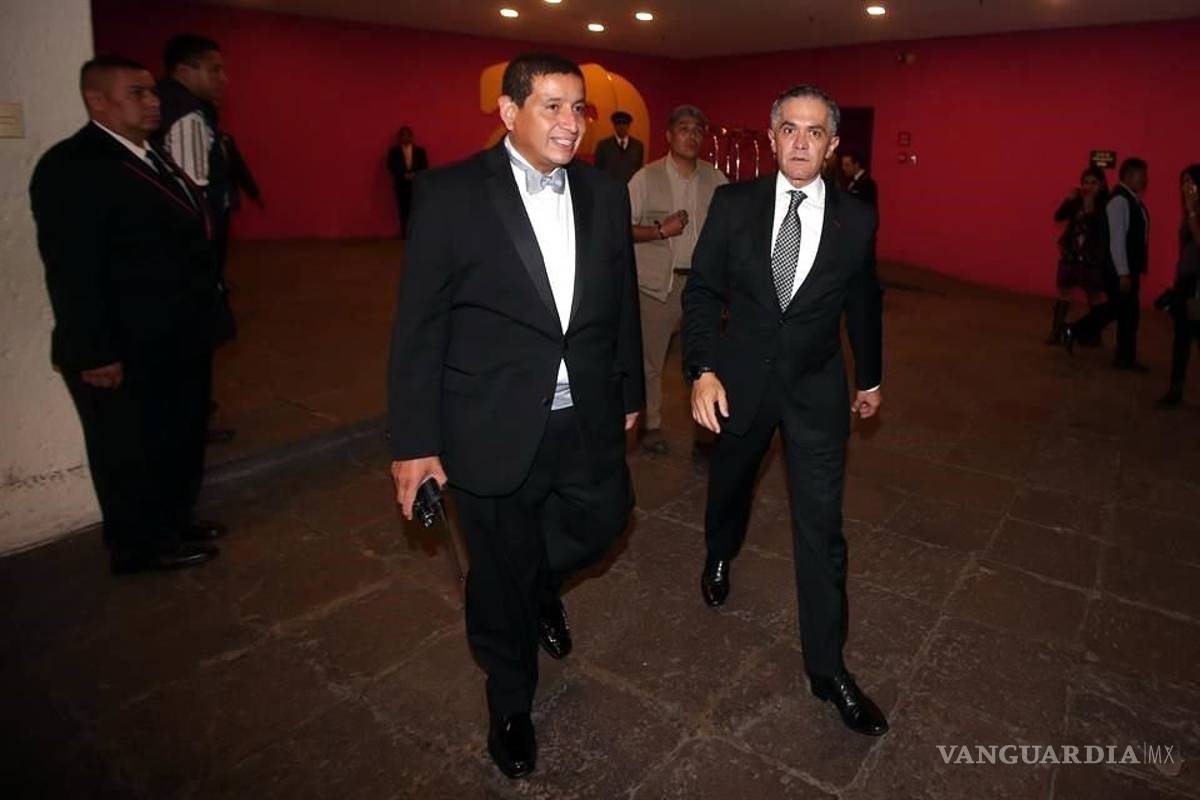 $!La 'crema' de la clase política acudió a lujosa boda de hija de Romero Deschamps