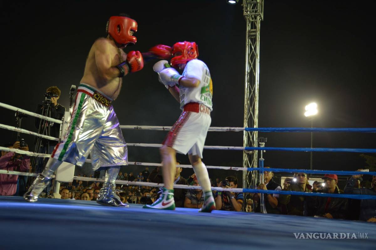 Julio César Chávez noquea a alcalde boxeador