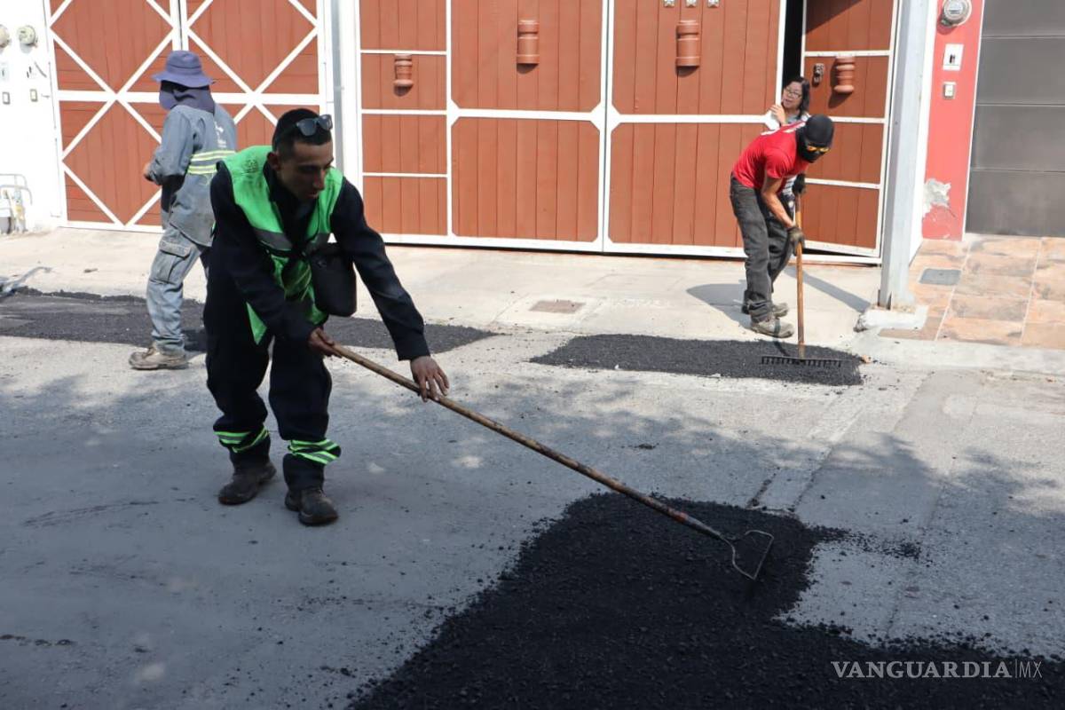 $!Actualmente operan siete cuadrillas de bacheo municipales.