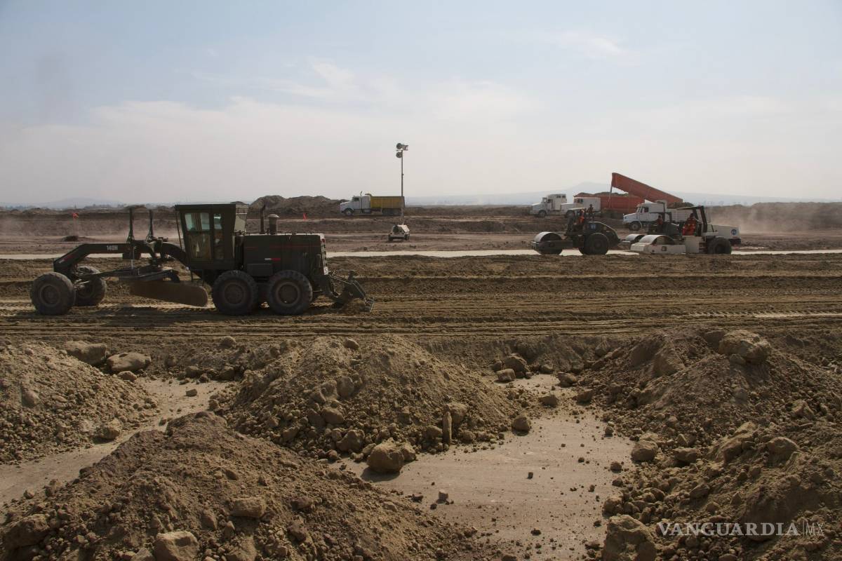 $!Aeropuerto de Santa Lucía será ejemplo de modernidad y austeridad: AMLO