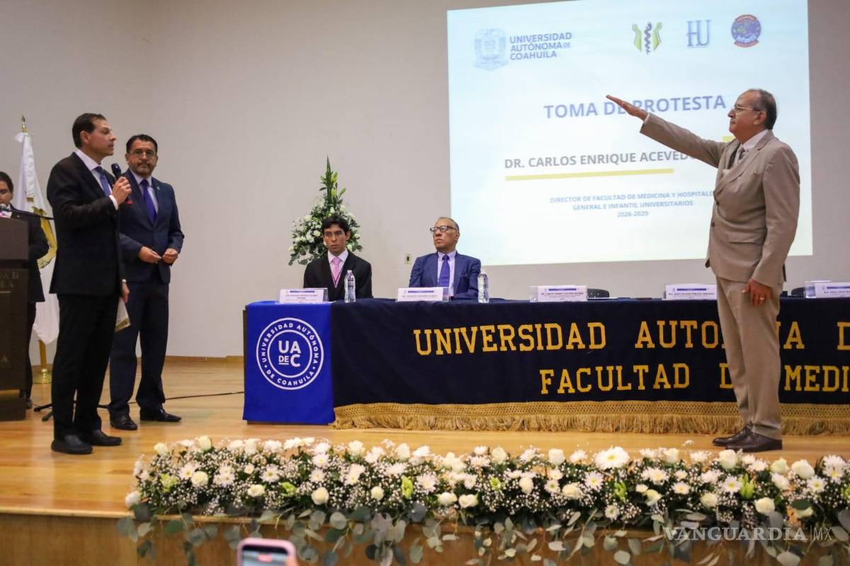 $!Carlos Enrique Acevedo Aguirre asumió la dirección de la Facultad de Medicina Unidad Laguna.