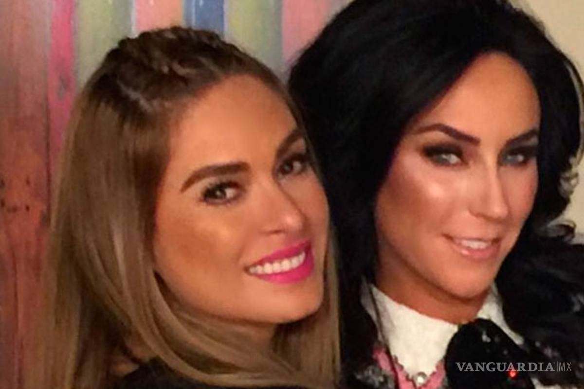 Critican a Inés Gómez Mont por decirse 'hermana' de Galilea Montijo