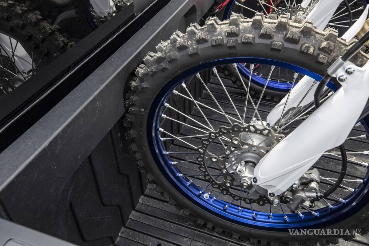 $!GMC CarbonPro, versiones especiales para pickups premium