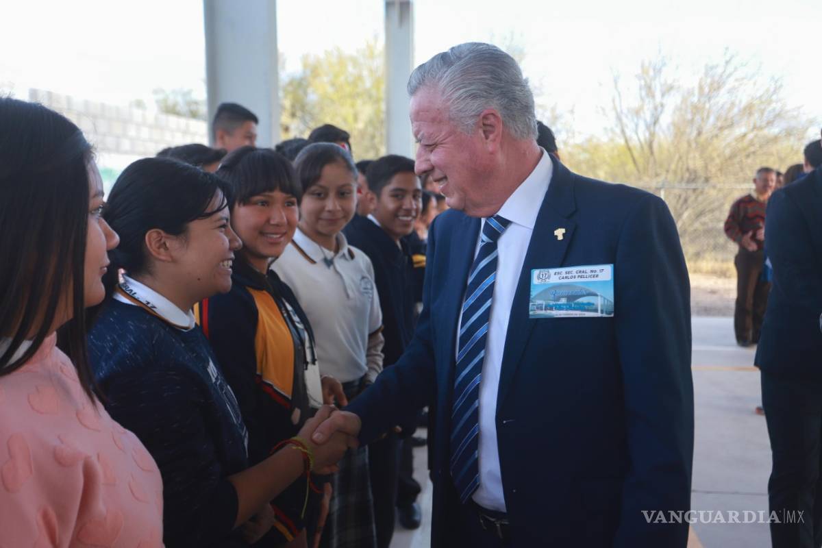 Alcalde de Torreón entrega obras del PAE por más de 800 mil pesos