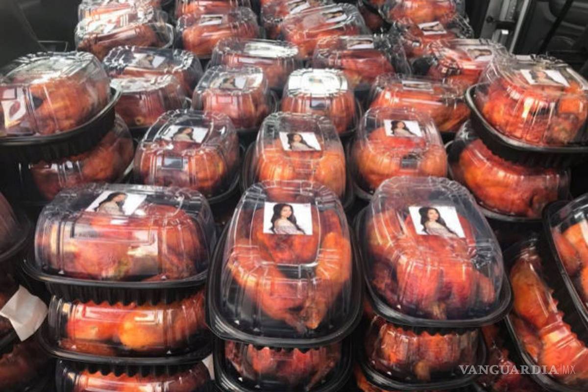 Llaman #LadyPollos a diputada que regaló cenas navideñas con su foto