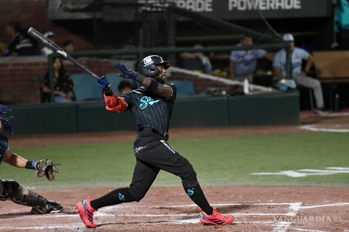 $!Saraperos vence a Rieleros, suma cuatro triunfos al hilo y recorta distancia