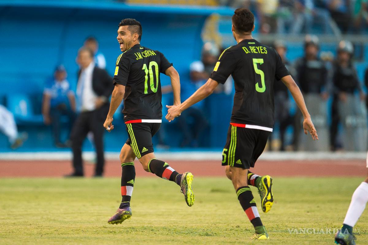 $!México vence 2-0 a Honduras