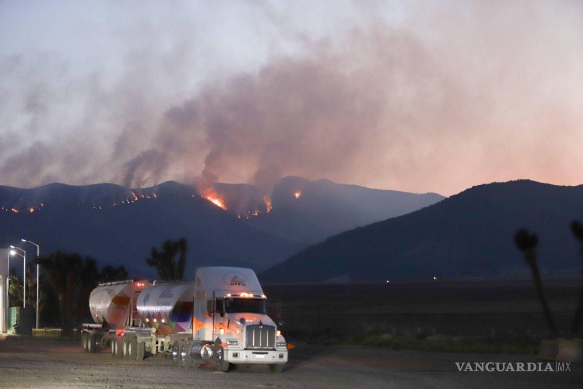 Controlado en un 75% el incendio de Huachichil en la sierra de Arteaga; acuden 86 elementos de corporaciones