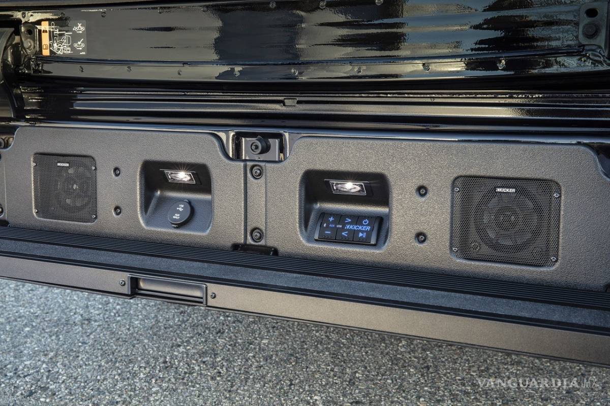 $!GMC CarbonPro, versiones especiales para pickups premium