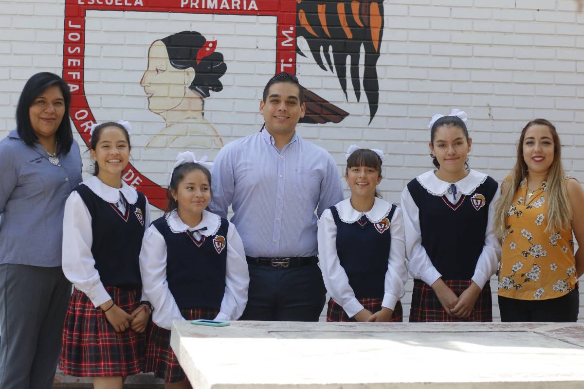 Johana, Edna, Mariana y Sofía; alumnas de élite