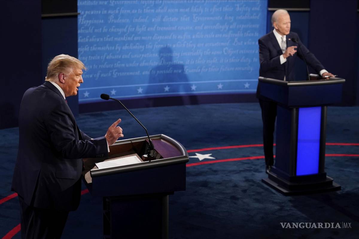 $!El entonces presidente Donald Trump y Joe Biden, en el primer debate presidencial en la Universidad Case Western y la Clínica Cleveland, en Cleveland en 2020.