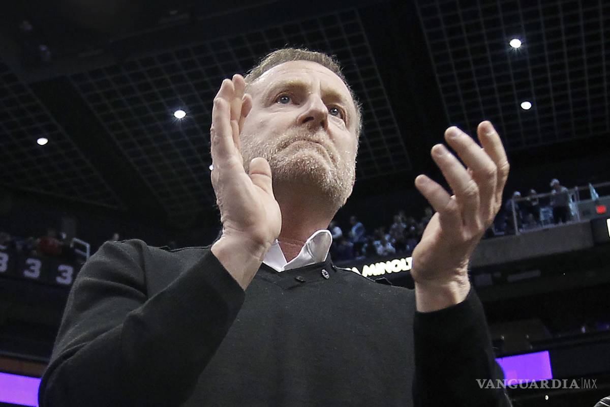 NBA impone multa millonaria al dueño de los Suns de Phoenix