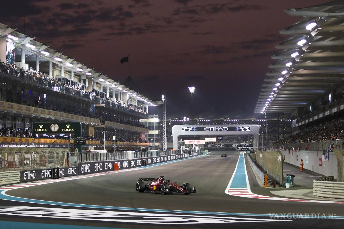 $!El monegasco Charles Leclerc venció al mexicano Sergio “Checo” Pérez en el Circuito Yas Marina.
