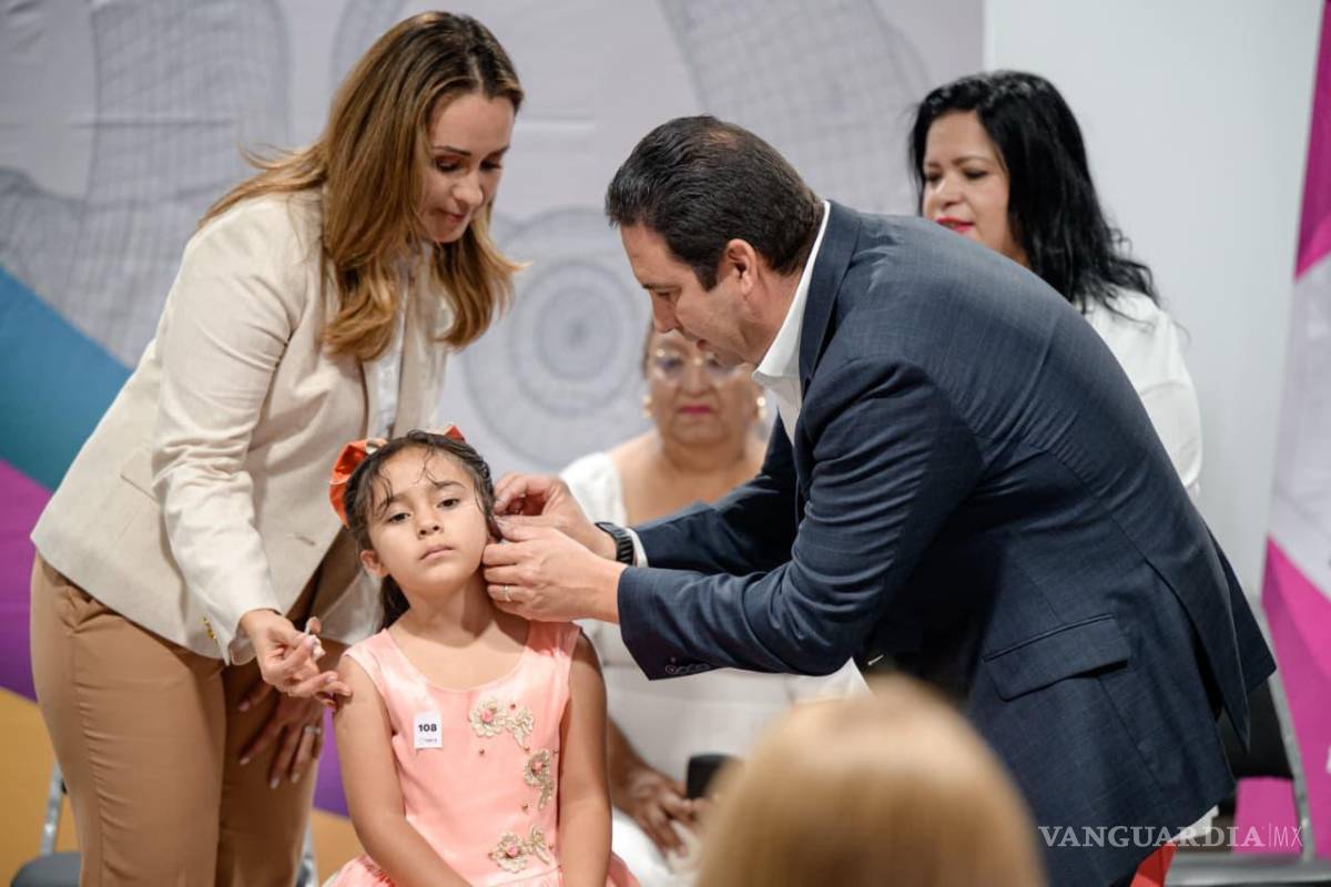 $!El DIF Saltillo realizó la primera entrega de aparatos auditivos de 2026, beneficiando a 120 personas con un costo de recuperación de solo 500 pesos.