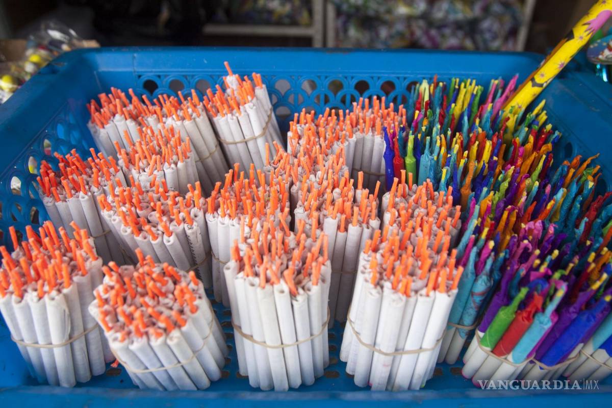 Prohíben uso de pirotecnia en festejos patrios de Nuevo León