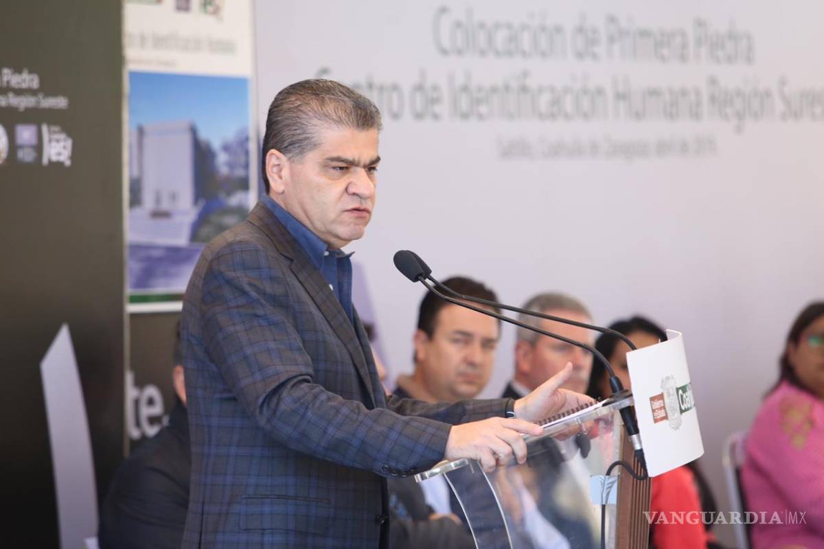 $!Colocan primera piedra del Centro de Identificación Humana de la Región Sureste de Coahuila
