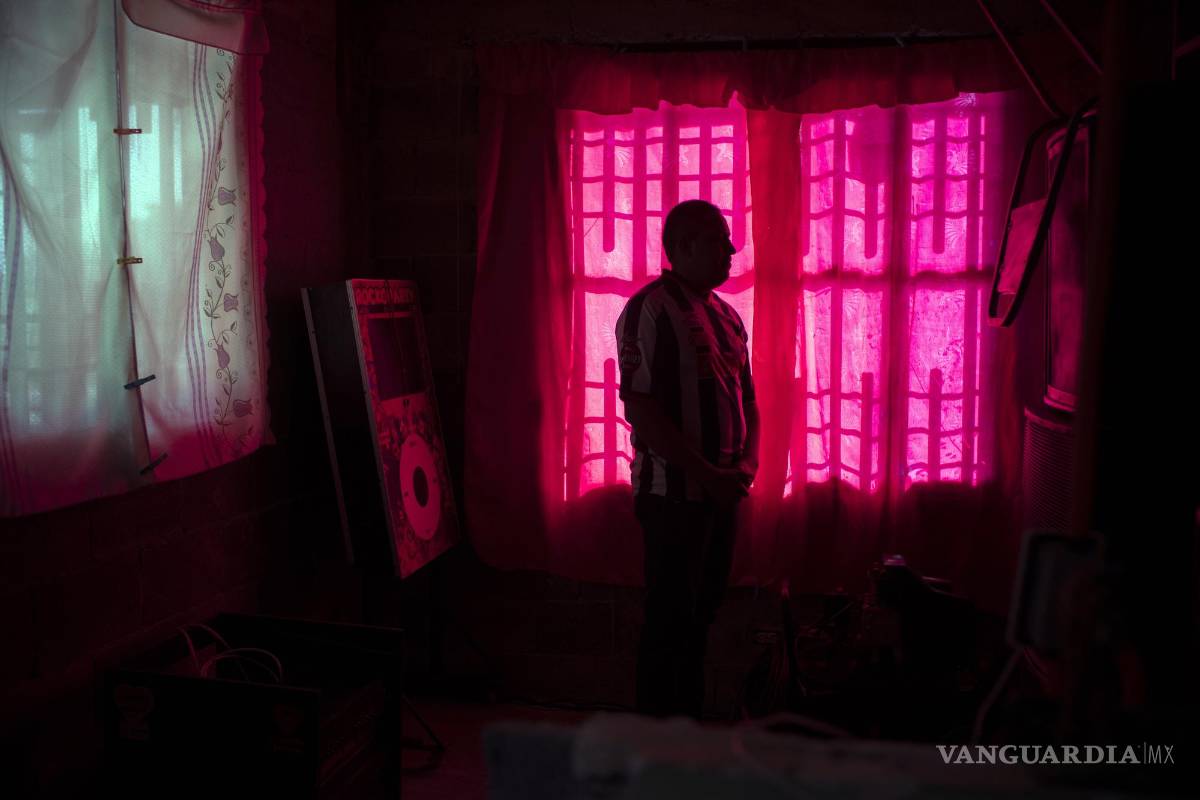 Las baterías usadas de coches estadounidenses enferman a los trabajadores mexicanos