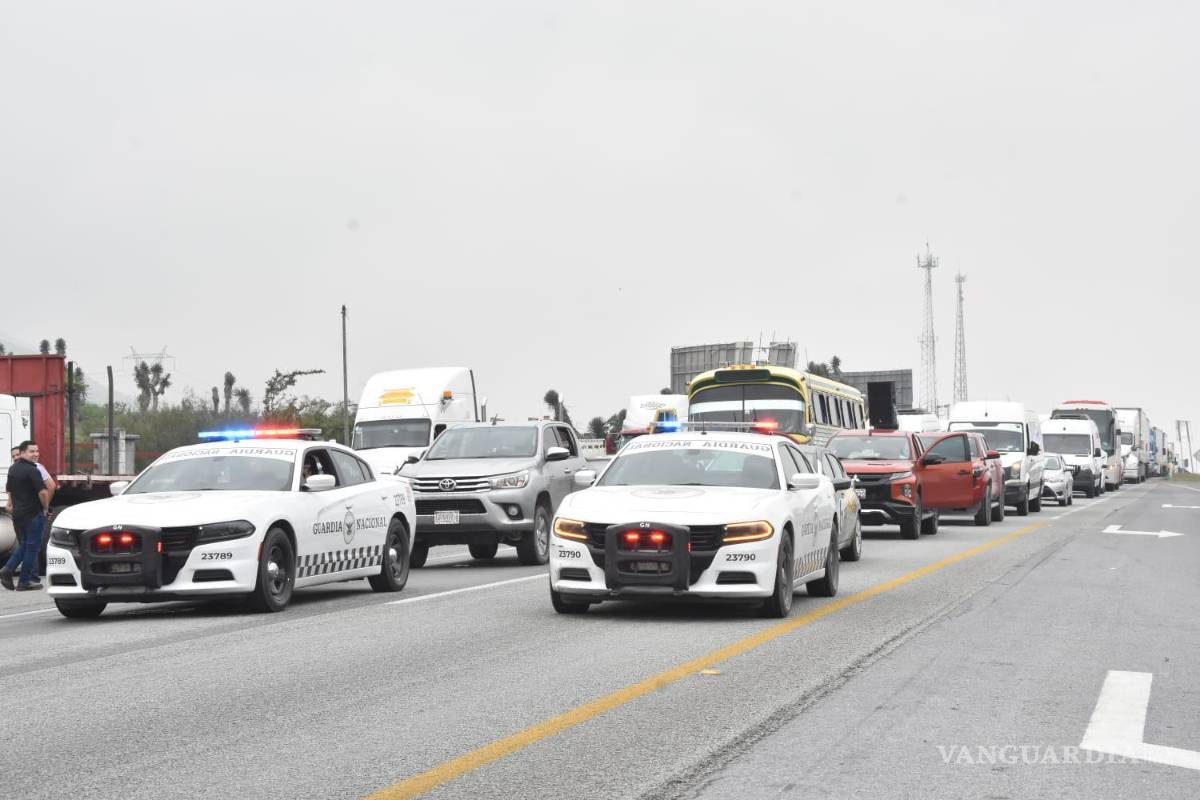 $!Amagan transportistas con paralizar Monterrey si no atienden sus demandas