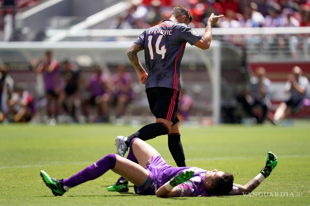 Benfica humilla a Chivas y el Rebaño llegará 'tocado' en su debut en el Apertura 2019