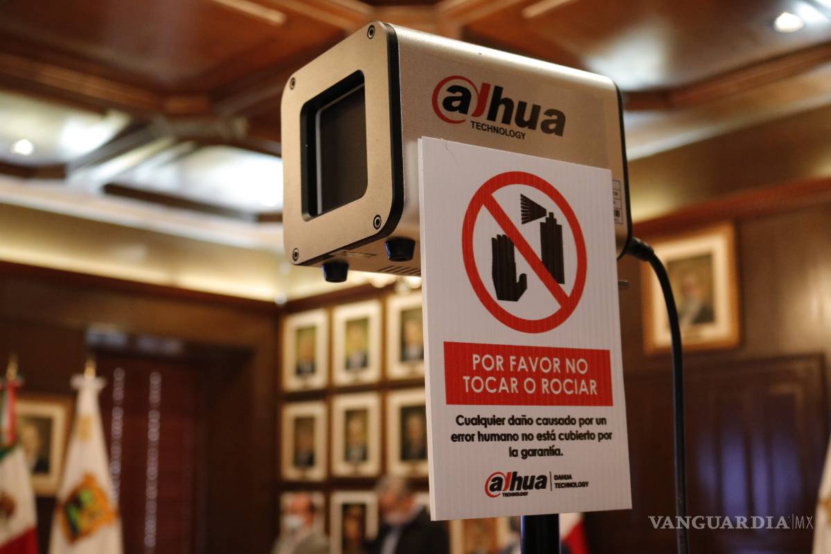 Recibe Coahuila cámara térmica donada por empresa china